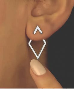 elegante Ohrstecker in Silber mit modernem Cut-Out Design